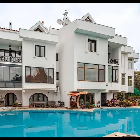 Вилла Modern Sea View Escape I Luxury Villa *